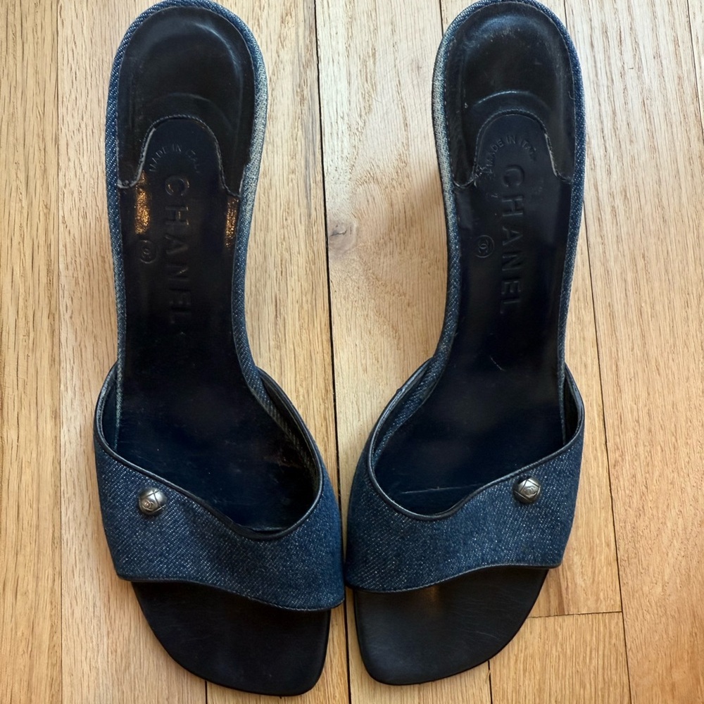 Vintage Chanel Denim Heels - Picture 2 of 14